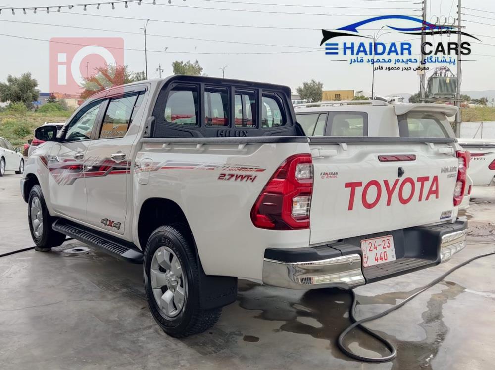 Toyota Hilux
